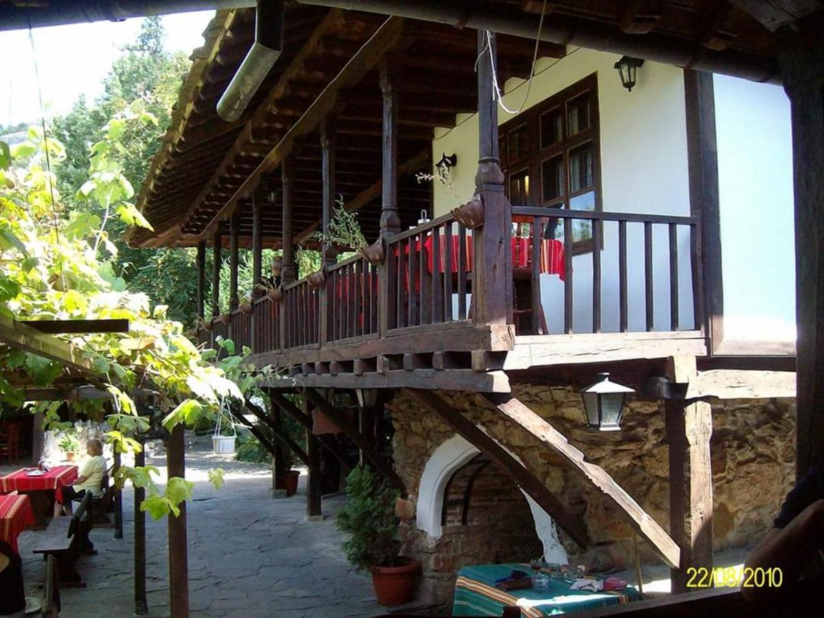 The Tinkov House In Ловеч Екстериор снимка